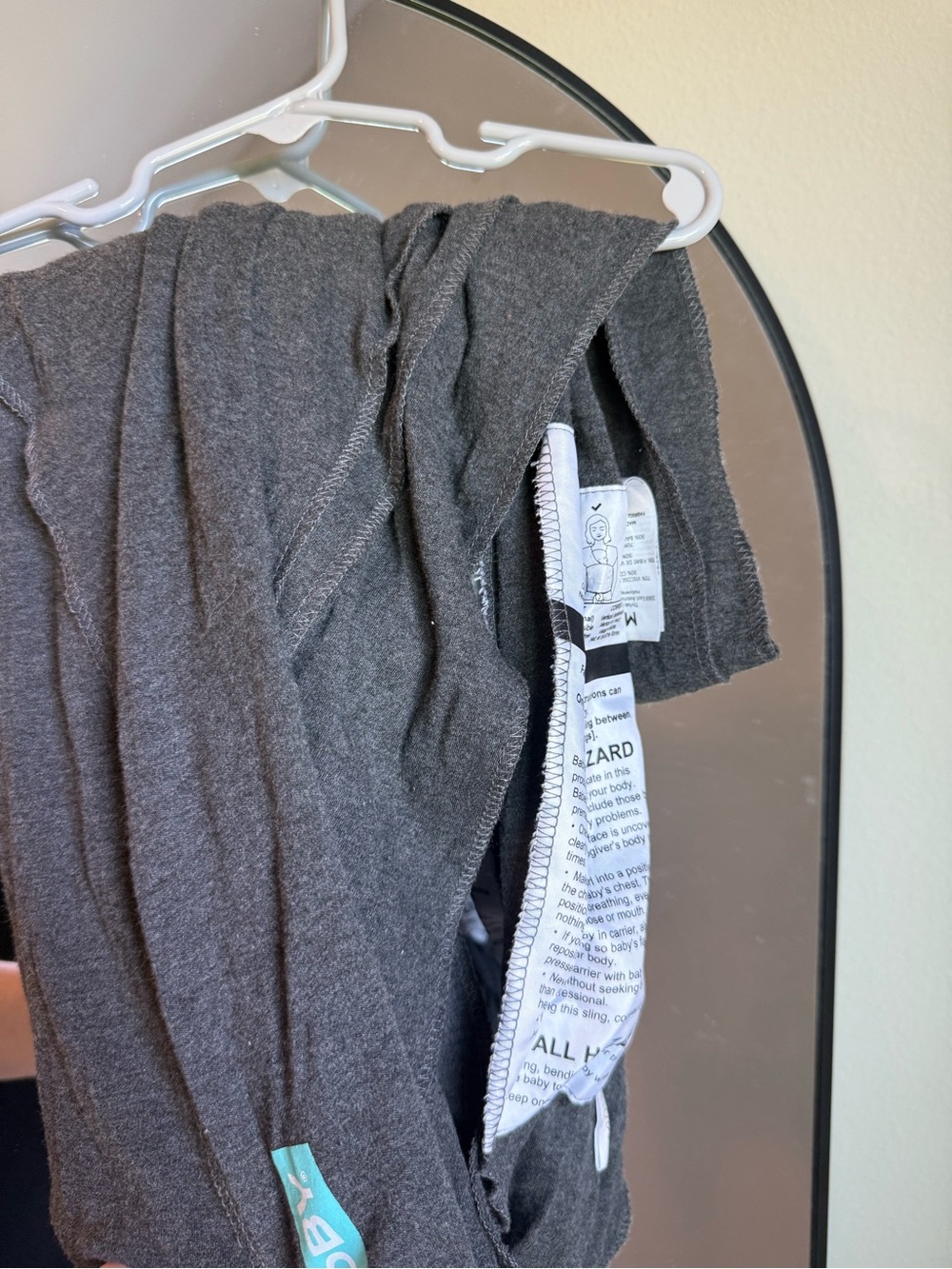 Moby Wrap - Picture 3 of 3